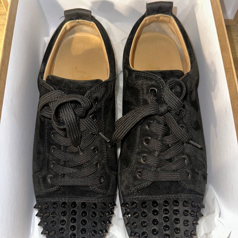 Christian Louboutin - Louis Junior Spikes Flat Veau Velours BLACK/BLACK